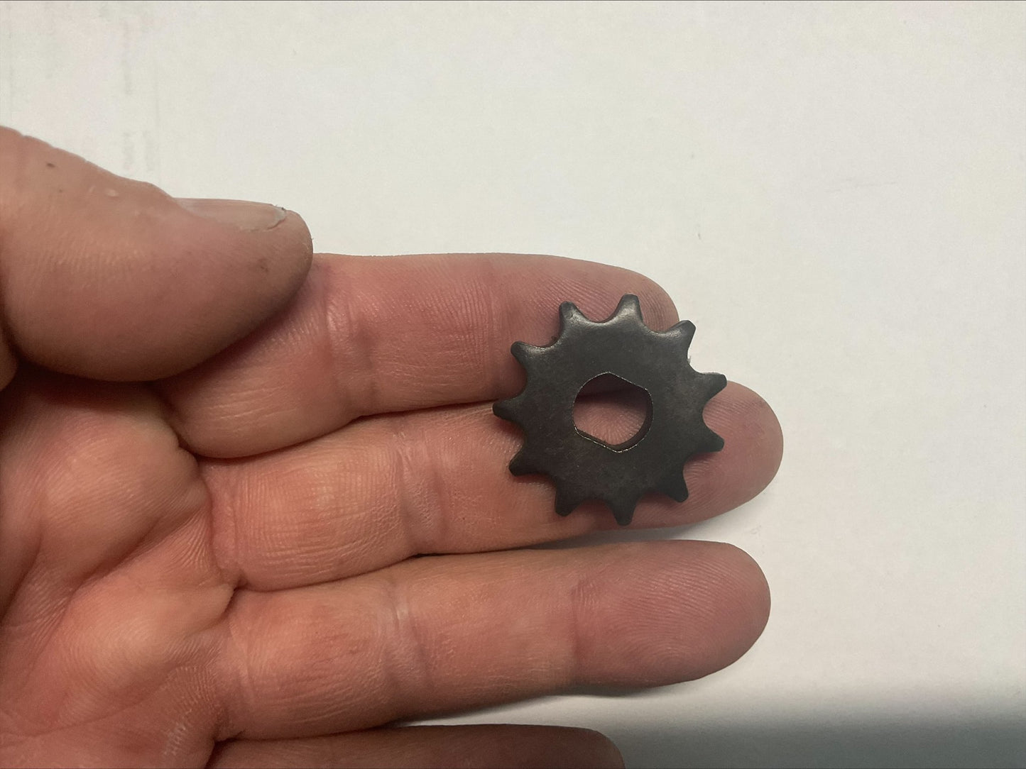 11T Teeth Front Chain Motor Sprocket Dirt Pocket For Pinion Gear 2000W Electric Scooter S2000R