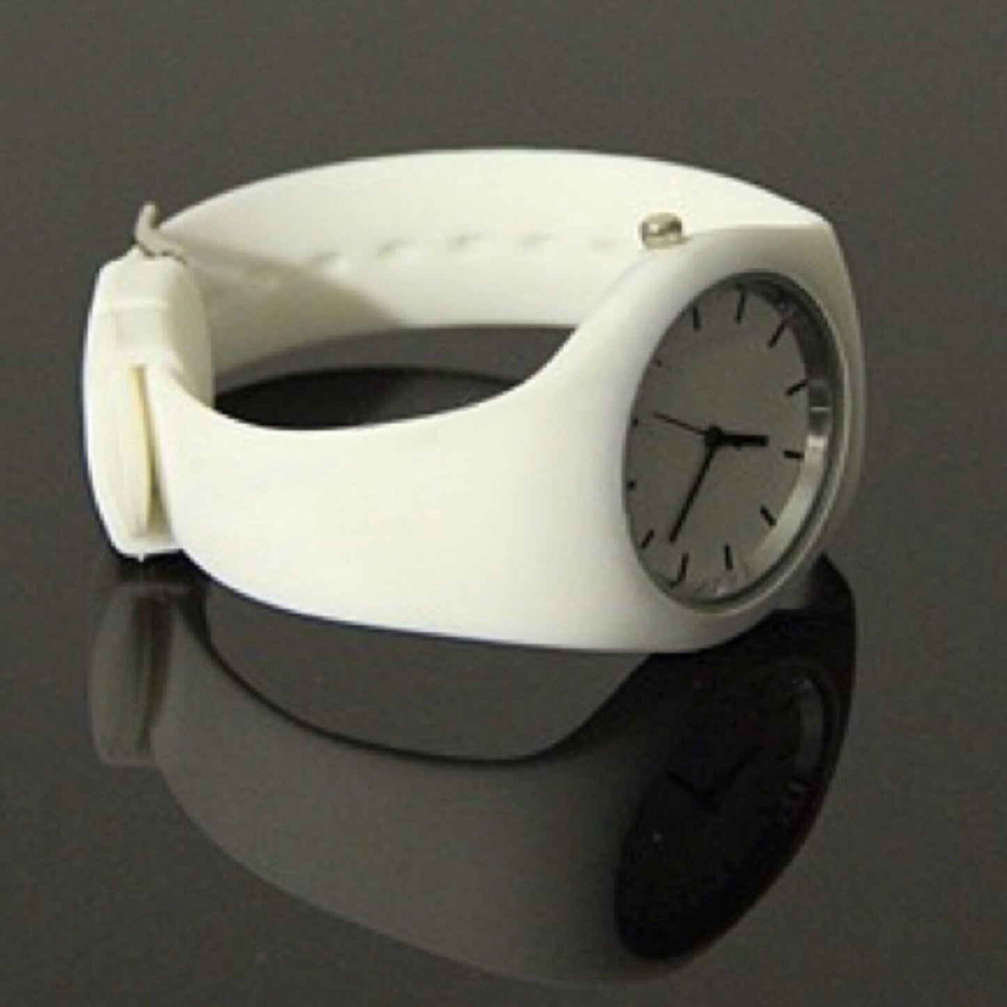 Watch Unisex Ladies Mens Children's Silicone Wrist Watch Ice Cool White Colour