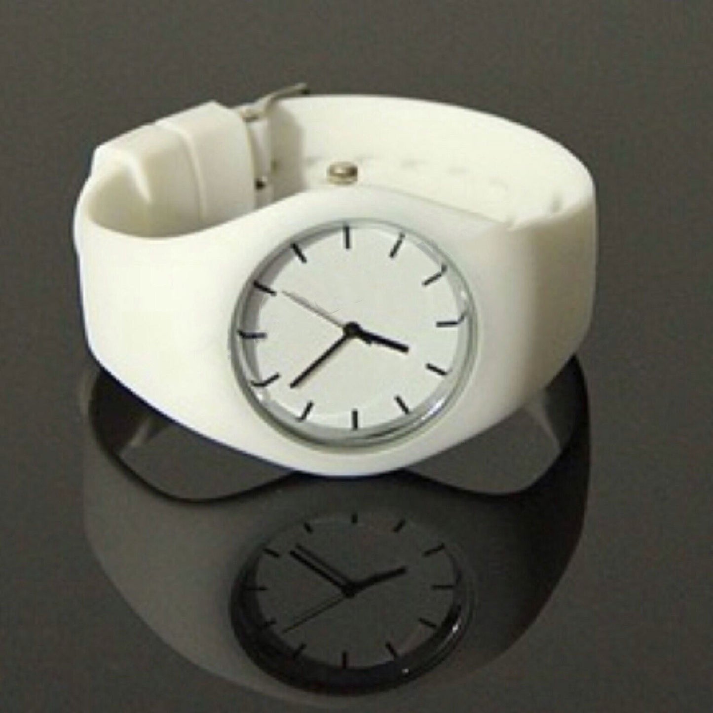 Watch Unisex Ladies Mens Children's Silicone Wrist Watch Ice Cool White Colour